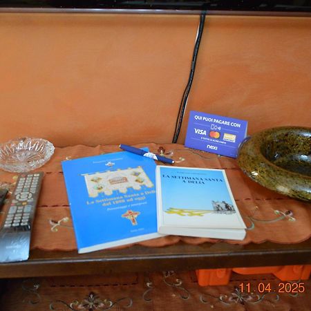Al Cortile Del Pozzo Apartment Delia ภายนอก รูปภาพ