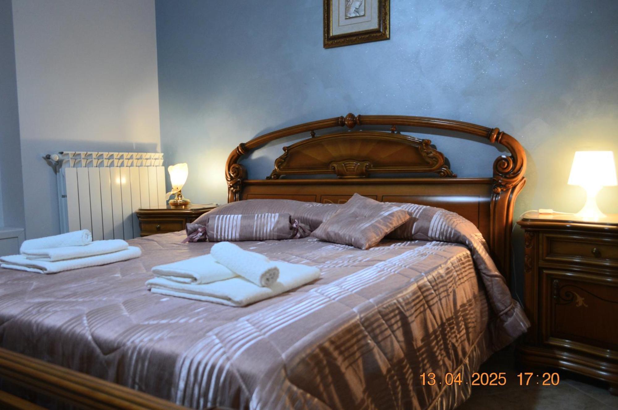 Al Cortile Del Pozzo Apartment Delia ภายนอก รูปภาพ