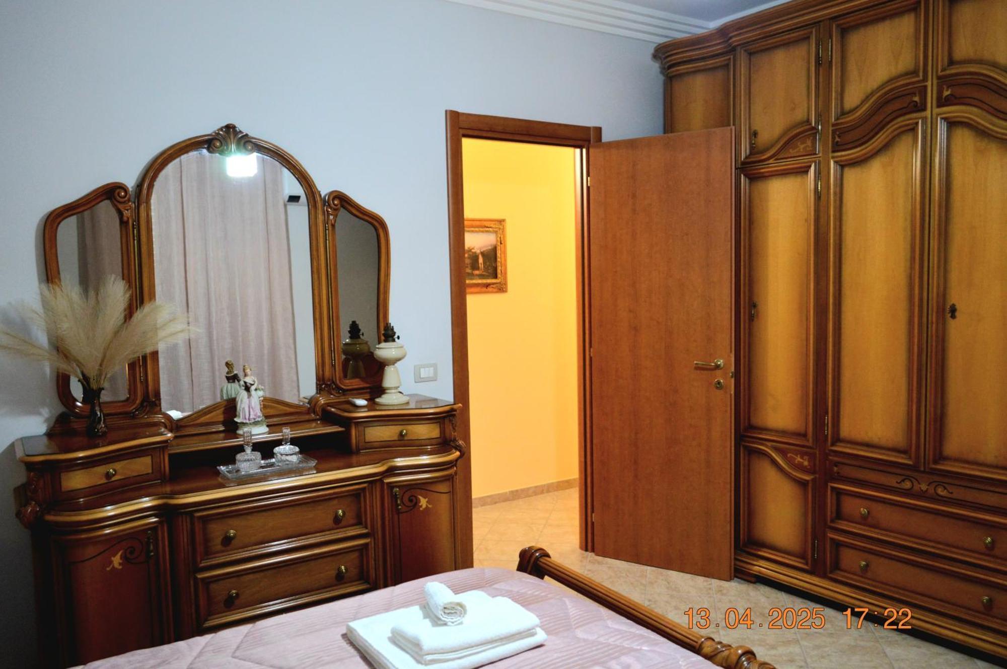 Al Cortile Del Pozzo Apartment Delia ภายนอก รูปภาพ