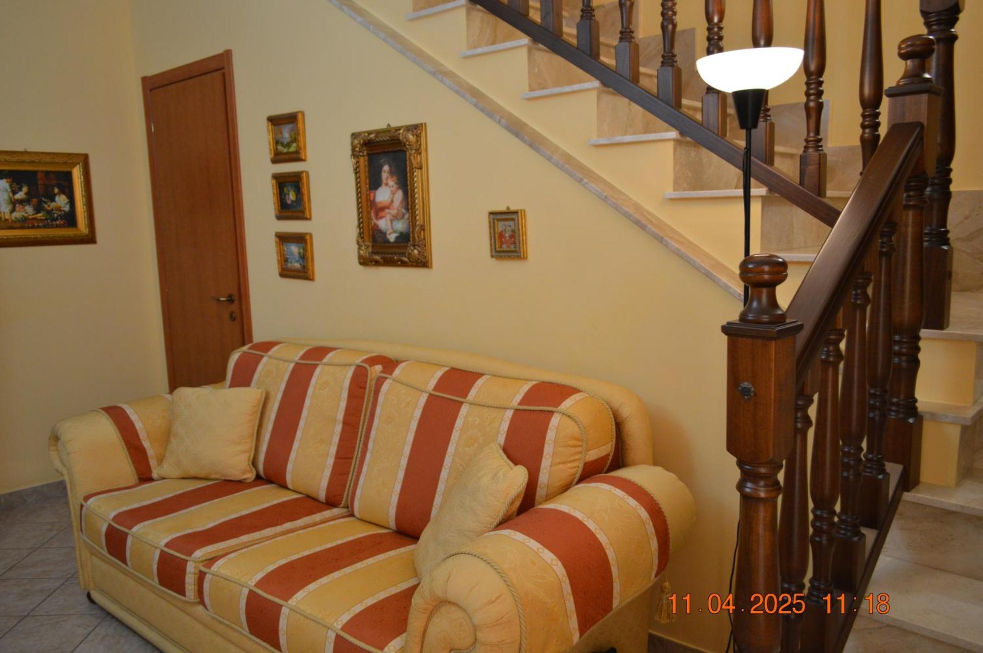 Al Cortile Del Pozzo Apartment Delia ภายนอก รูปภาพ